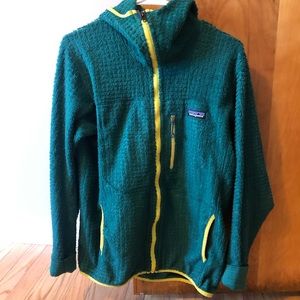 Men’s Patagonia fleece hoodie